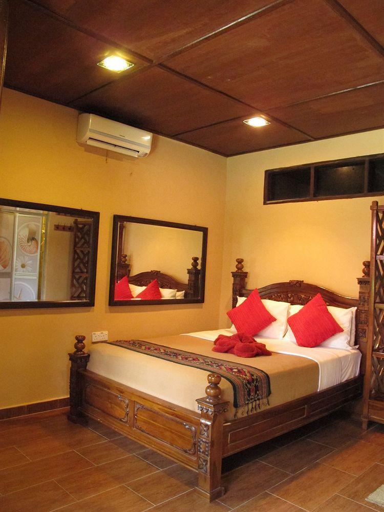 Ombak Dive Resort Pulau Perhentian Kecil Exteriör bild