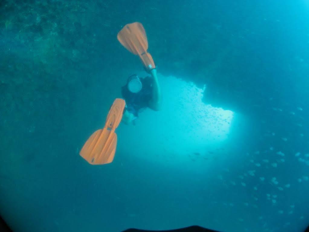 Ombak Dive Resort Pulau Perhentian Kecil Exteriör bild